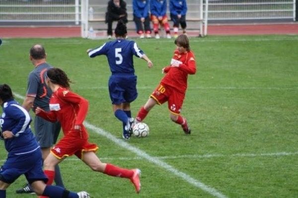 VOICI UNE PHOTO DE JULIE AVEC LE MANS